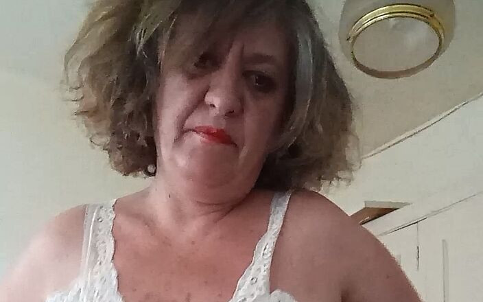 Susanmature: 是时候达到性感了