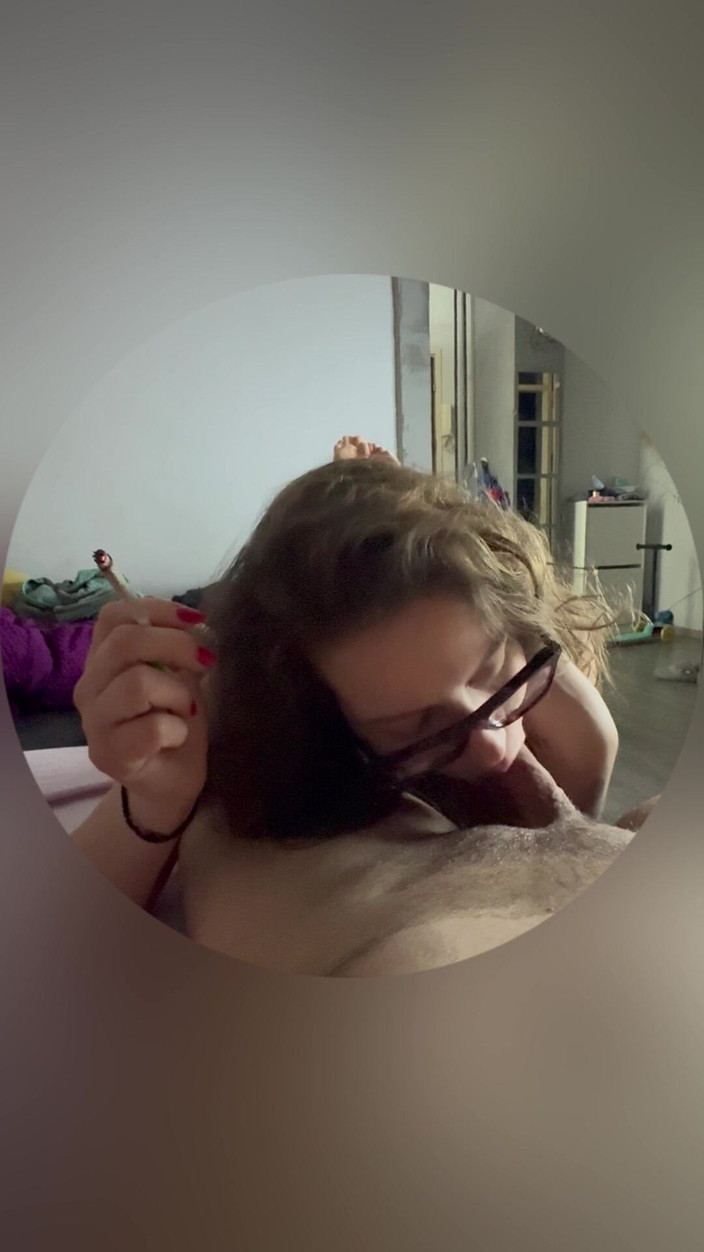 Nevidjenogotivni: 惊人的鸡巴吮吸