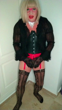 Keseronokan crossdressing!