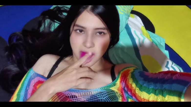 Yulieth Gomez: Ragazza latina provocante