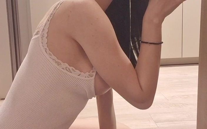 silicone_brunette: Dildo Rough BJ
