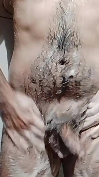 Schiuma e doccia