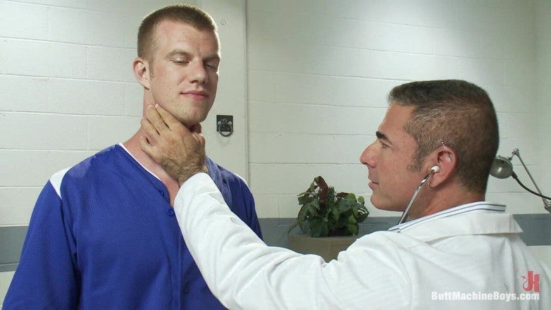 Butt Machine Boys: ブレイク・ダニエルズが機械に叩かれる