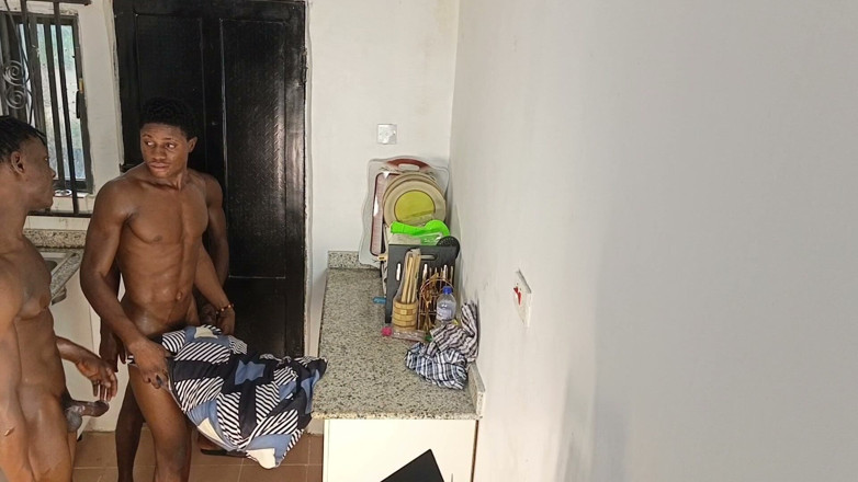 Pa_blo: African Thugs Had It in the Kitchen Hot Supper