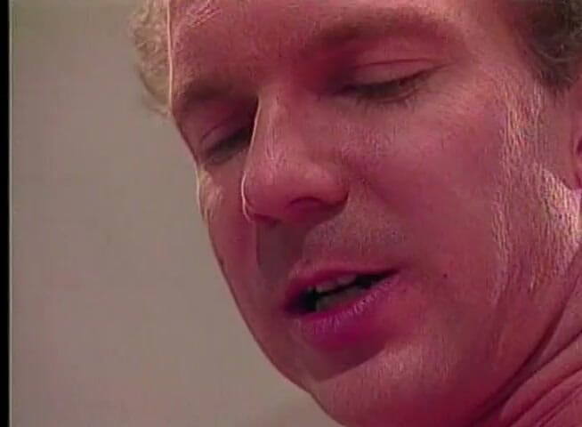 Big White Cock: Une beauté blonde se fait prendre en levrette par une...