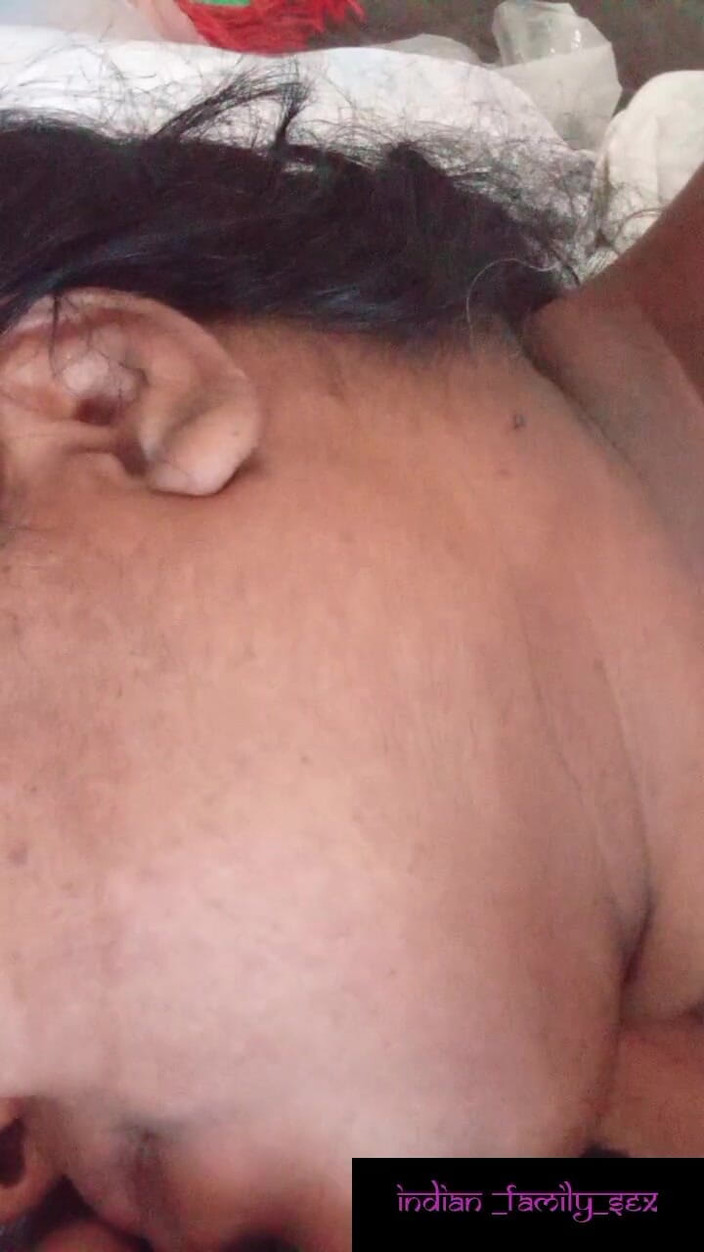 Indian IFS: Gesichtsbesamung und lecken