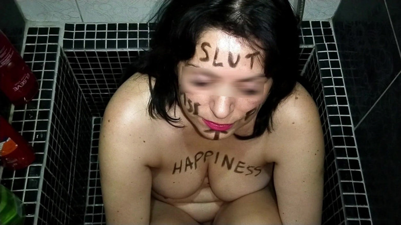 Toilet Mommy: Body writing stepmom take hot piss