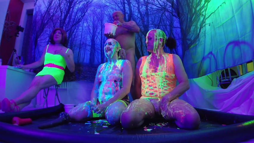 Gunge Whores (Mistress Jodie May) Gunge Whores (Mistress Jodie May)