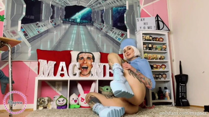 Magnea: Erotic space journey with fifth element flight attendant