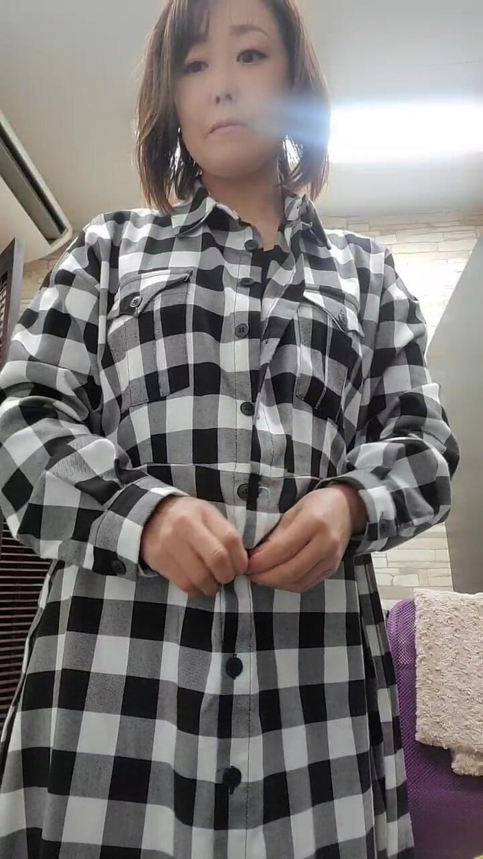 Mayumi Kanzaki: Sala de asteptare pentru sesiuni foto