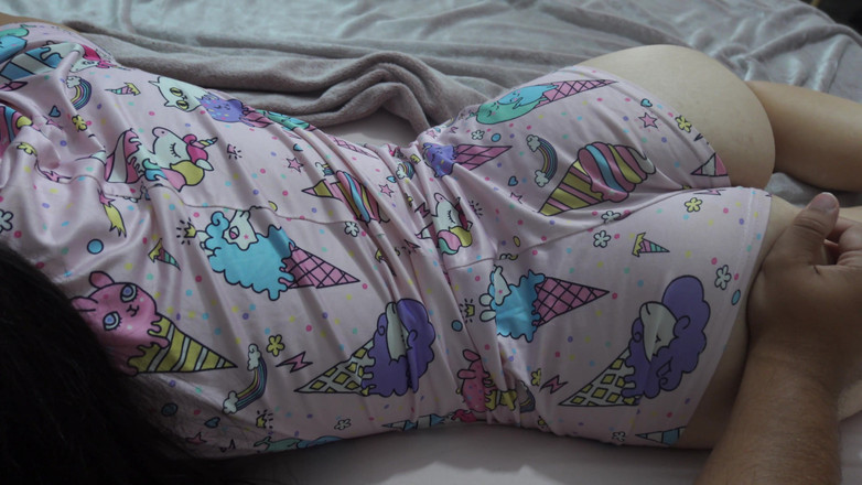 AmayaMori: Ik neukte mijn Indische vrouw omdat ze een enorme kont...