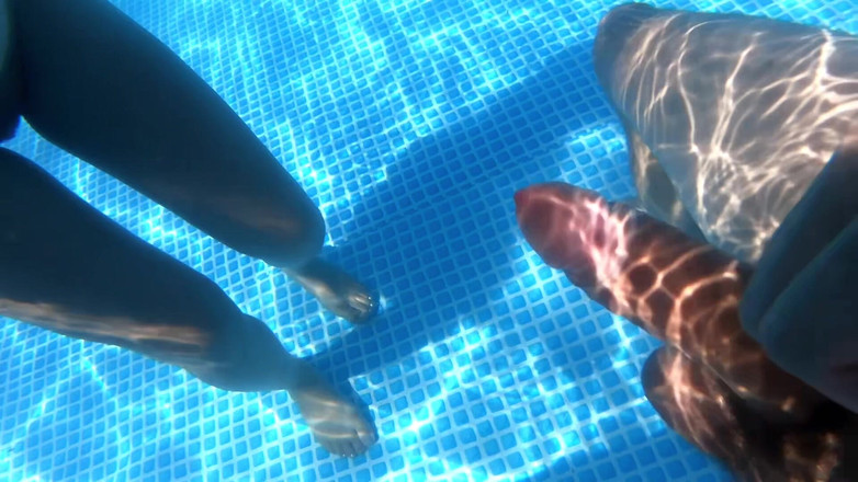Mya Lane: Sexo arriesgado en la piscina fuera de embarazada de 9 meses