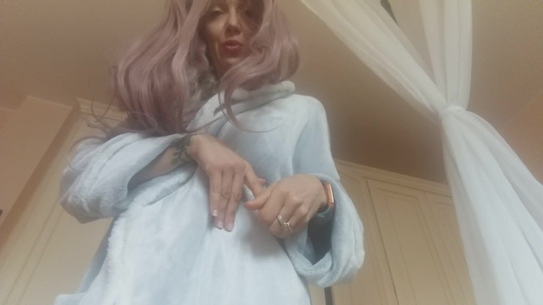 savannahamatoriale: Kamu Suka Disinggung... Aku tahu itu dengan baik