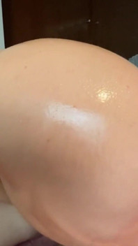 Cam Girl Loves to Play with Lovense!!