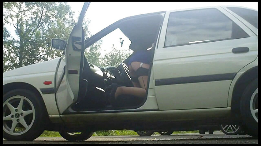 In Car Entertainment 2 (Movies by Louise)