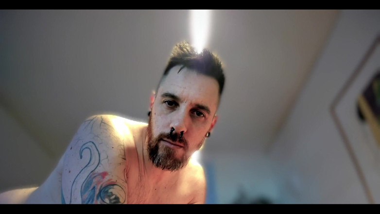 Maxx Obsidian: Asmr - upír si s tebou má svou cestu