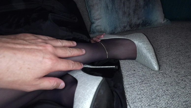 Raptor Inc: 偷了每个人都爱的女人的男人