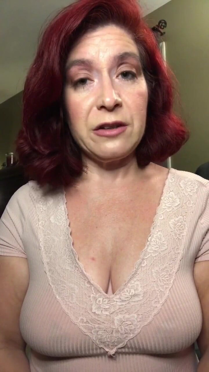 Elianna: Macecha vás chytila - vlastní video