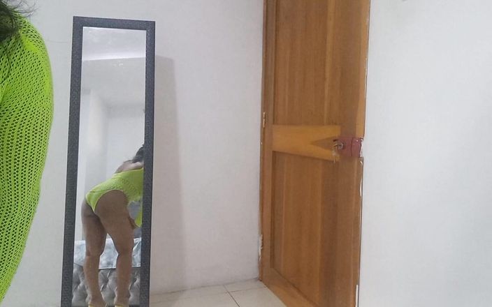 PATY PATY: Pasierbica desperacko dostać mleko do swojej cipki!