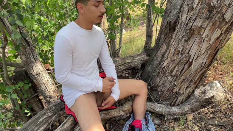 Hung Papi: Veřejné Twink Přistižen Při Honění Velkého Neoholeného Ptáka Obrovská Nálož...