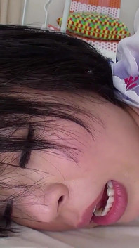 Delgada geisha japonesa con coño tupido obtiene intenso sexo de preñada sin censura por cliente con dooling