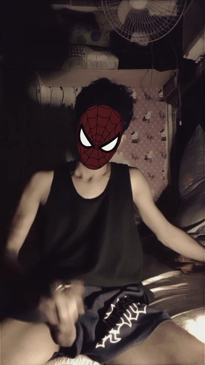 Sunflower Baby 69: Masturbasi sambil sendirian di kamar