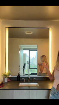 Peeing at One of My Friends Houses in Chicago!