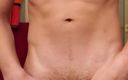 Z twink: Hot Body Guy Showing off His Penis