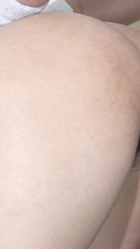 Desi styvson ber styvmamma att lära ut sex innan äktenskapet och hon blir arg