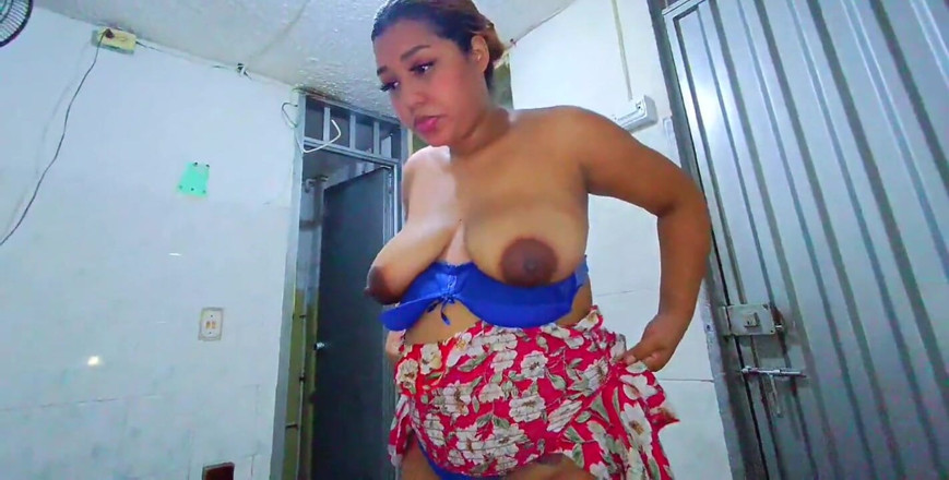 Pikaa6: Saya mengupah pelacur sebenar, saya menanggalkan kondom dan kita berkongkek...