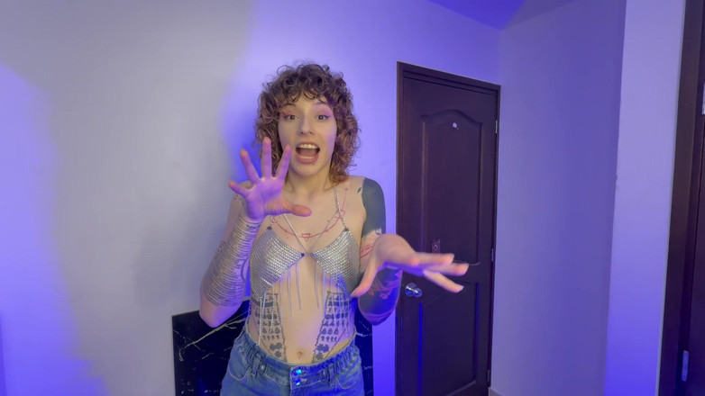 Michelle Kink: Verzweifelt und verlegen, ich nasse meine jeans