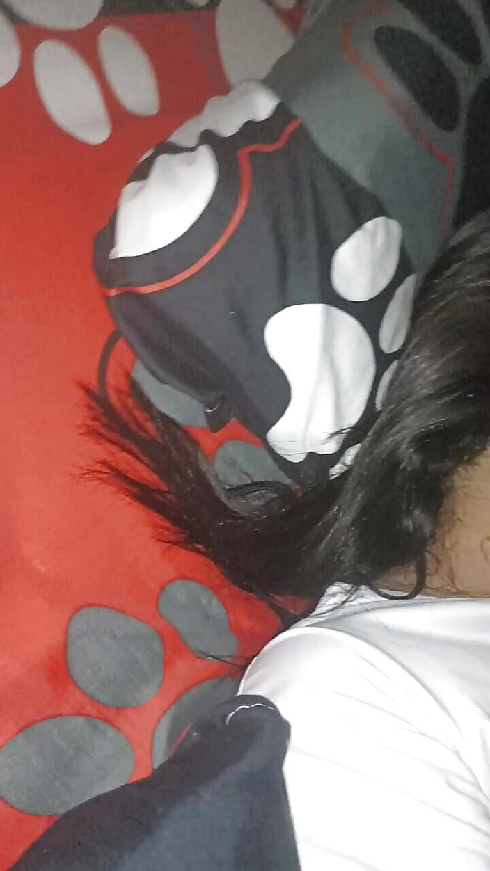 Pikaa6: 의붓여동생의 큰 자지에 따먹히는 18살 뚱뚱한 라틴계 여자