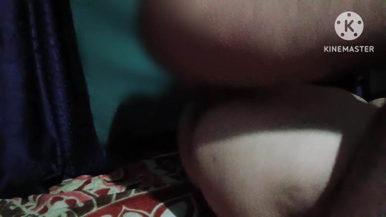 MoltenModel86: เพื่อนสาว Desi โดนหมอเย็ด ตอน 1