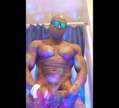 Hallelujah Johnson: Nové porno: UCTÍVÁNÍ BBC Hallelujah Johnson (Zamilovali jste se do mě)...