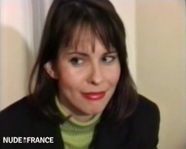 La France a Poil: Under her wise and innocent looks hides a true hungry...
