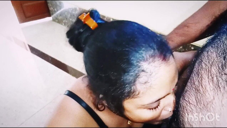 Cute brandy: Boquete e buceta na cozinha minha esposa gostosa com mais...
