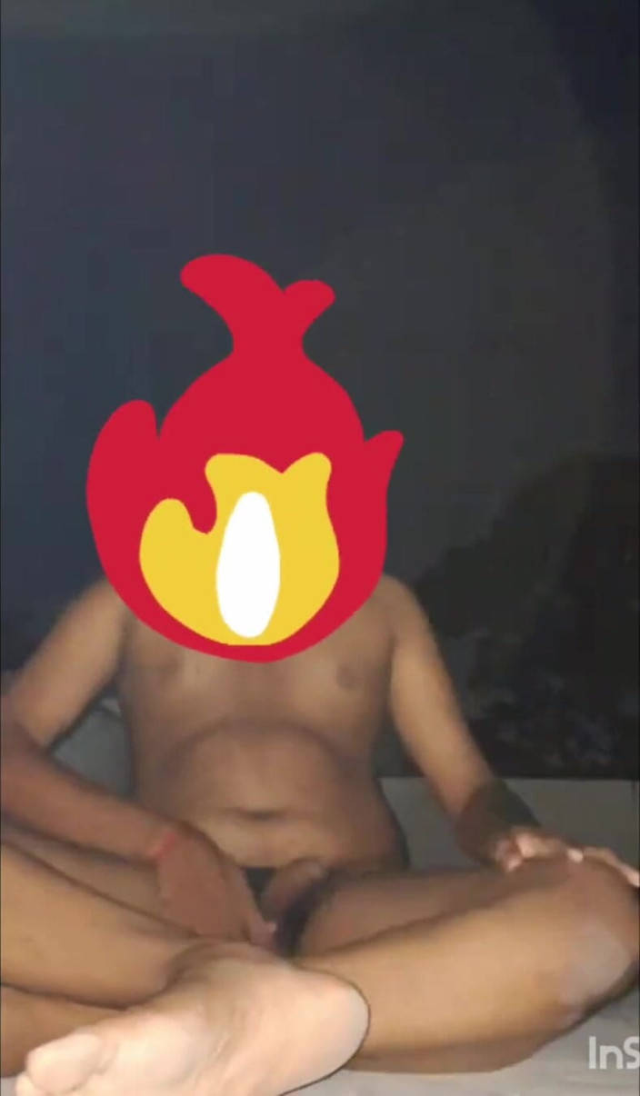 MayankPerv: 屋上でマヤンクがオナニー