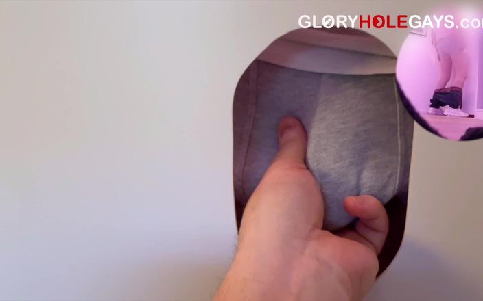 GLORYHOLEGAYS: 22-letni Twink spuszcza się na mój język w Gloryhole - i...