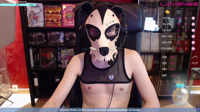 Snauwflake: Snauwflake se divierte en chaturbate - parte 1