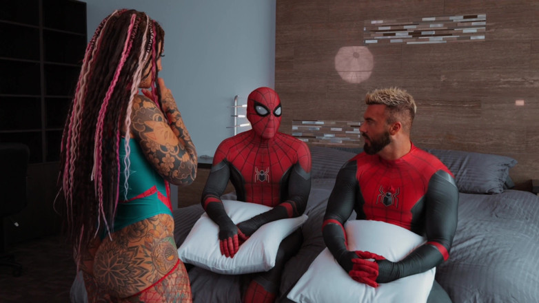 Alfiecinematic: Two Spiderman Vs. Tattooed Babe Mandi Cat