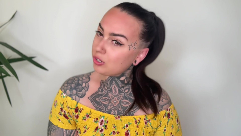 Miss Valentina: Lättar till finansiell dominans 2