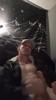 Jerking off to Porn for a Massive Cumshot