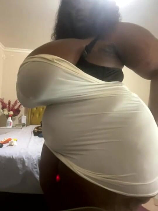 Legendary Booty Overdose: Tachinare cu negresă mare și frumoasă