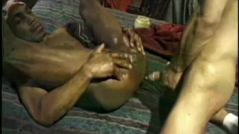 GAY VINTAGE PORN: Lucah vintaj. Seks dengan 2 kawan eboni