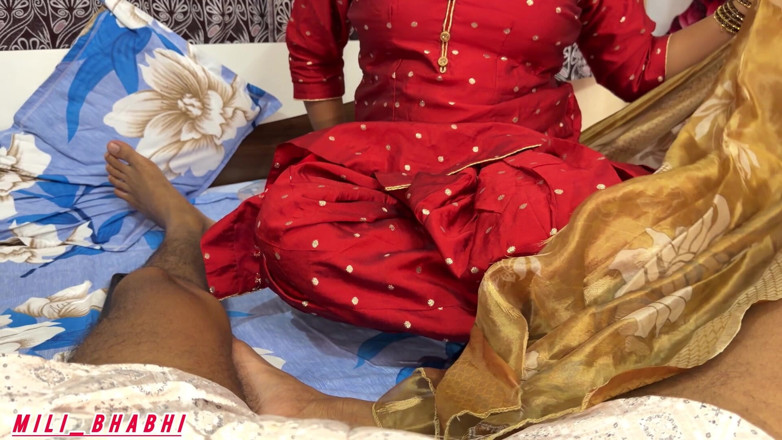 Mili bhabi: První noc čerstvě vdaného indického desi muslimského páru má romantický sex,...