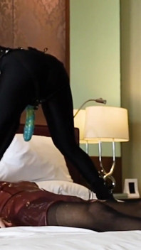 Femdom Pegging Latex Sissy od Dominafire