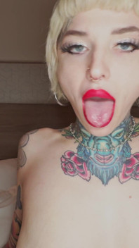 Versauter inked pornostar hotel gesichtsfick squirty schreiende creampie-besamung!
