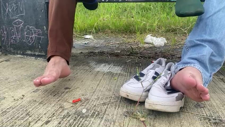 Mr Feet Colombia: Ayaklarımı ne kadar sevdiğini söyle