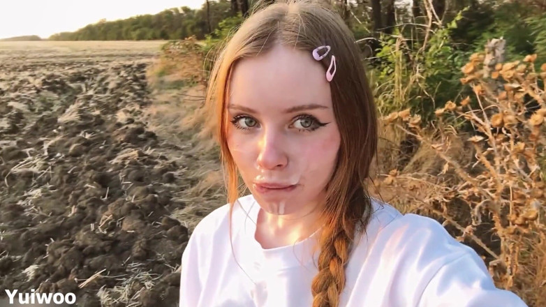 Yuiwoo: 夕暮れの美しいロシアの赤毛女性からの優しいフェラチオ