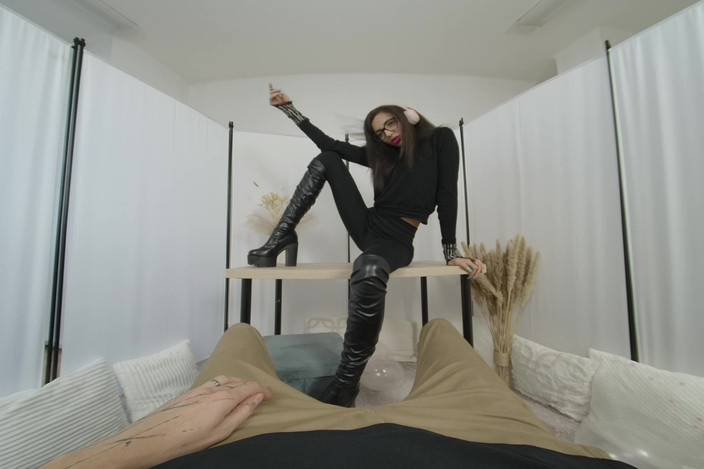 PS-PornVR: Hard Sex with Beautiful Mitzi